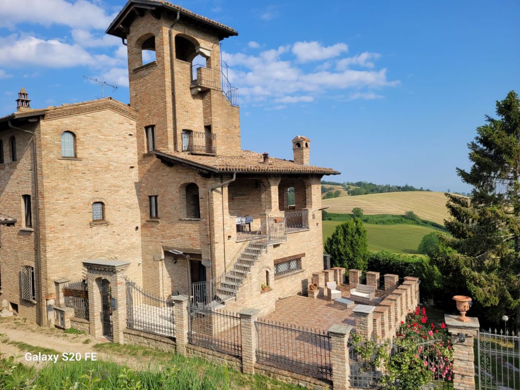 IL CASTELLETTO DI GOMO